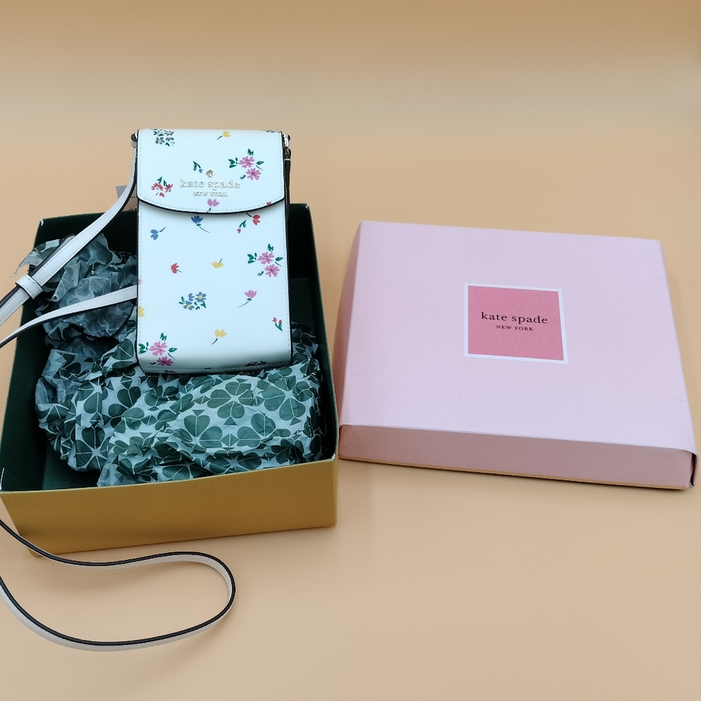 Kate Spade North South Flap Phone Crossbody Garden Floral Bouquet NEW